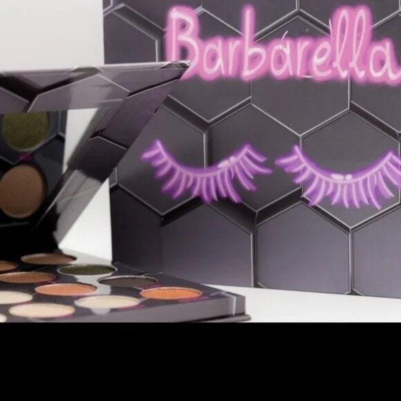 Intense Barbarella 20 Jet-Milled Color Light-Reflective Sheens shadow palette - Picture 3 of 4